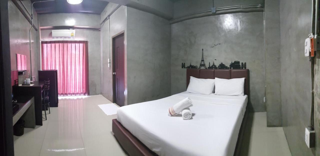 Kp Place Lop Buri Exterior foto