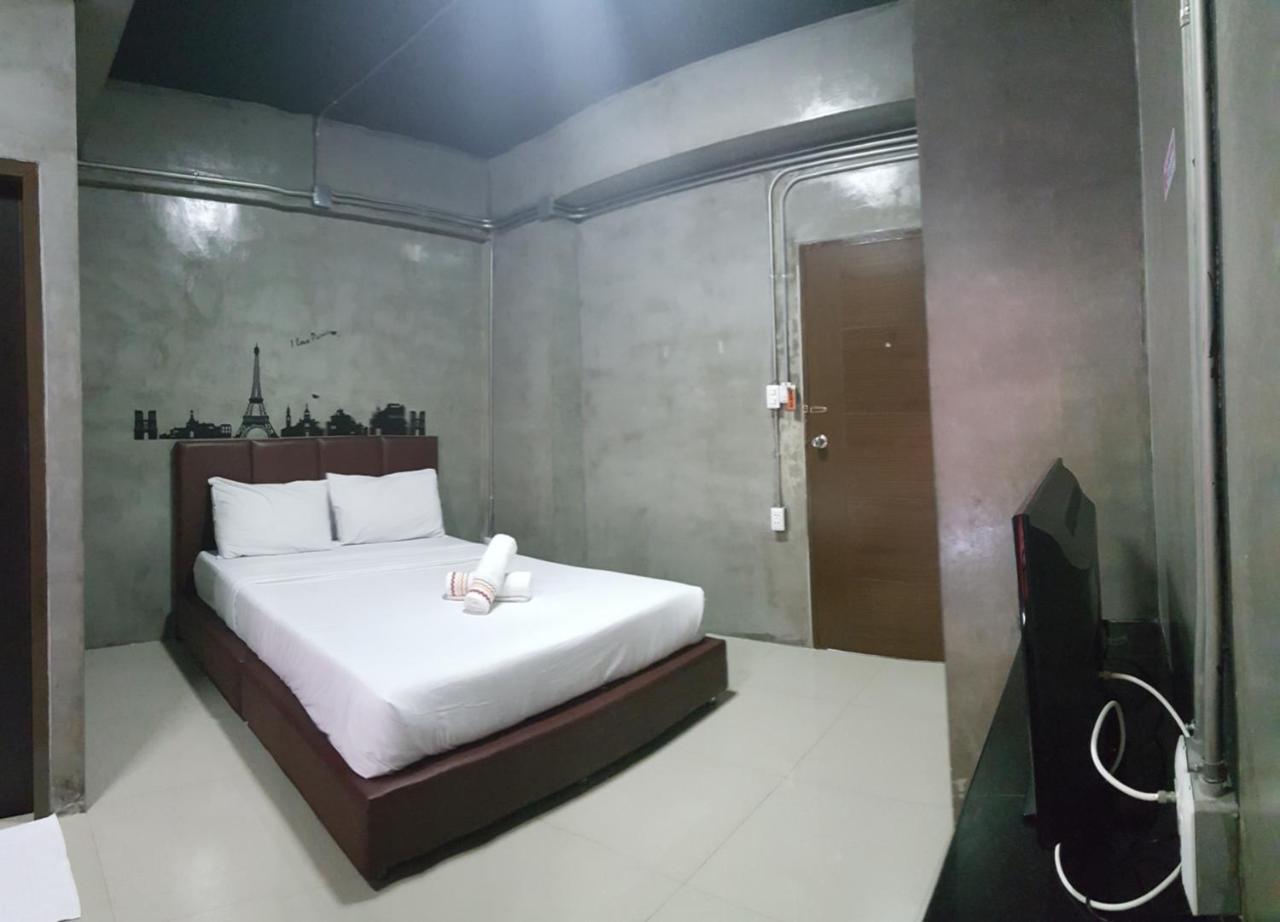 Kp Place Lop Buri Exterior foto